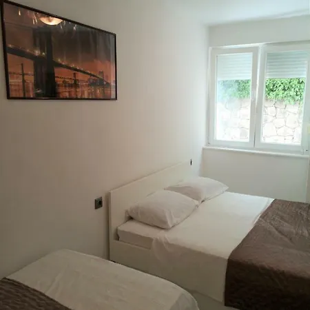 Sunny Paradise, Center Of Apartment *