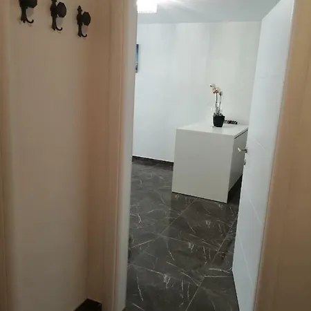 Sunny Paradise, Center Of Apartment